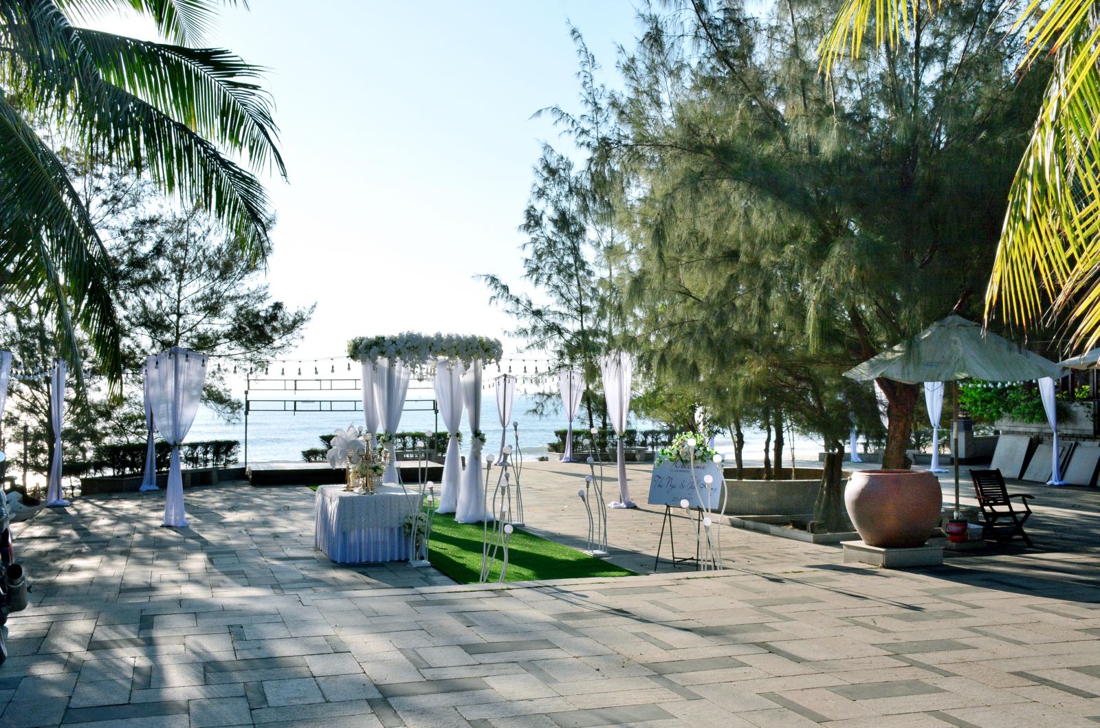 Tiệc cưới Sa Huỳnh