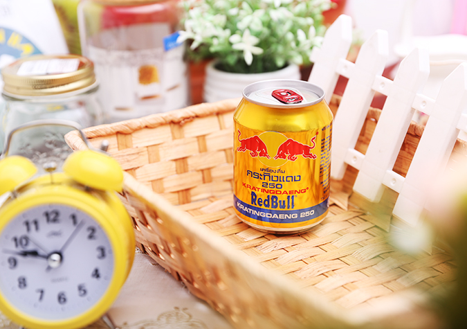 Nước Bò Húc RedBull - Trung Tâm Thương Mại