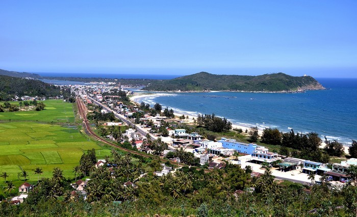 Một góc biển Sa Huỳnh qua góc nhìn Flycam