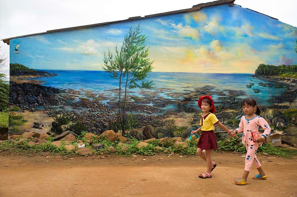 Làng tranh bích hoạ Gành Yến – Bình Hải – Bình Sơn – Quảng Ngãi