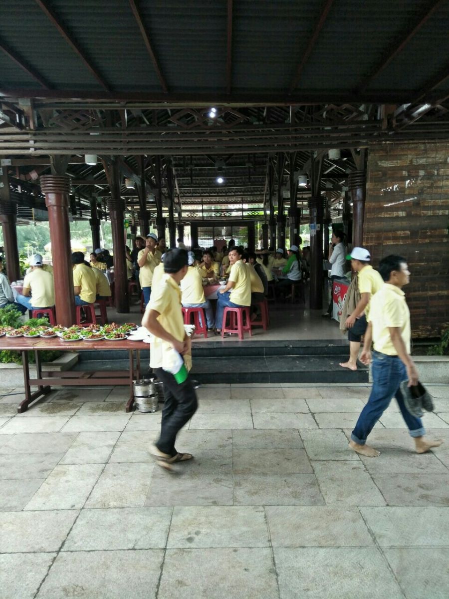 Team Building tại Biển Mỹ Khê - Quảng Ngãi
