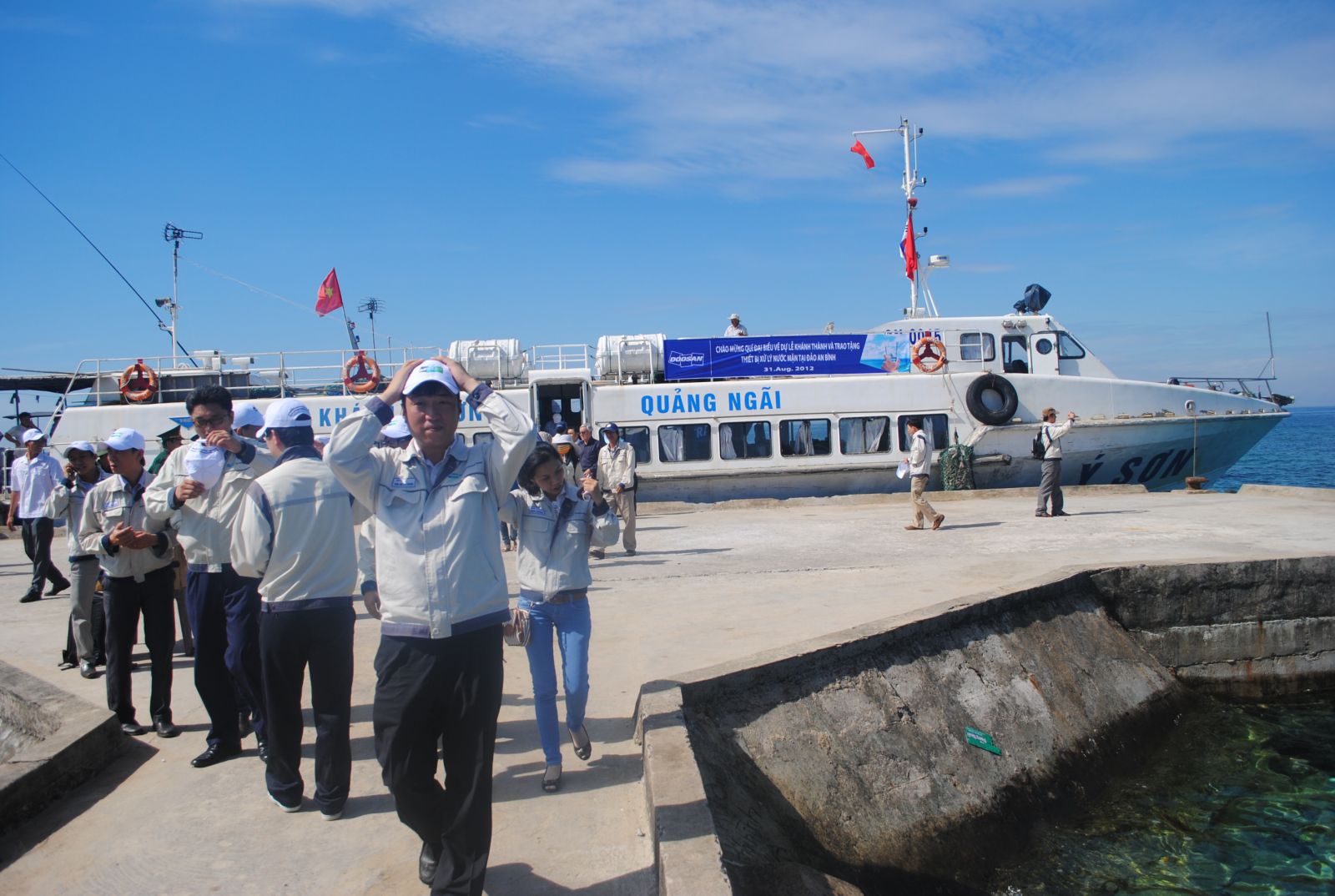 Du lịch bụi Lý Sơn - Quảng Ngãi Tourist