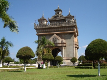 Quảng Ngãi - Savannakhet - Mukdahan - Nakhonphanom - Quảng Ngãi